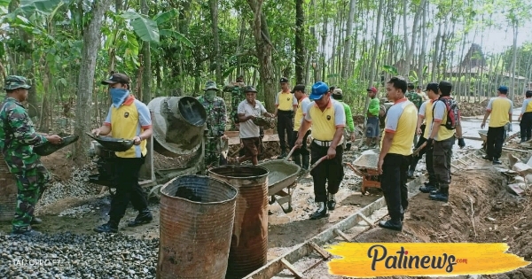 Pra TMMD di Tlogowungu, TNI-Polri Kompak Bangun Jalan