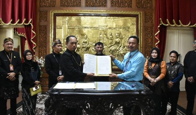 Pj Bupati Pati Teken NPHD Pilkada Tahun 2024