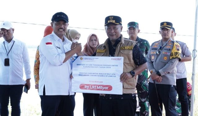 Gagal Panen Karena Banjir, Kementan Kucurkan 1,92 Milyar Untuk Pengadaan Bibit kepada Petani di Pati