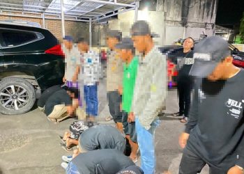 Polsek Sukolilo Amankan Lima Pemuda Pelaku Pengrusakan Rumah Warga