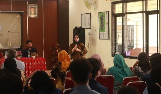 Pelatihan TikTok Shop untuk UMKM Desa Wisata Kandri oleh Mahasiswa USM