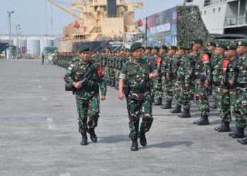 Pemberangkatan Yonarmed 11 Kostrad Ke Daerah Perbatasan RI Malaysia