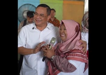 Penerima Bedah Rumah di Gabus: "Rumah Kami Kini Layak Huni Berkat Pak Sudewo"