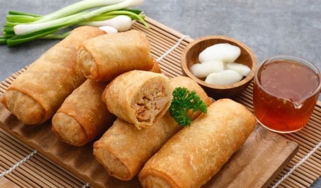 Makanan Khas Semarang yang Wajib Dicoba: Dari Lumpia hingga Wingko Babat