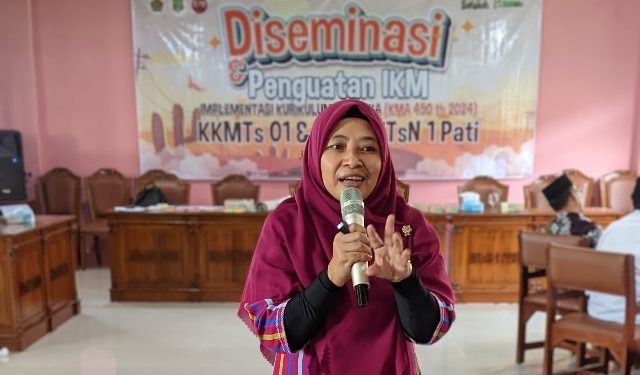 Mantapkan Ruh IKM, MTsN 1 Pati Hadirkan Narasumber Andal