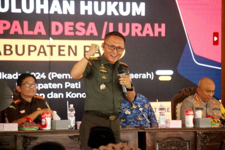 Dandim Pati Berikan Pembekalan Kepada Kades Dan Lurah Se Kabupaten Pati Jelang Pilkada 2024