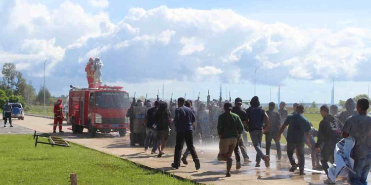 Hadapi Ancaman dan Gangguan, Koarmada III Latihan Pertahanan Pangkalan DBAL Koarmada III