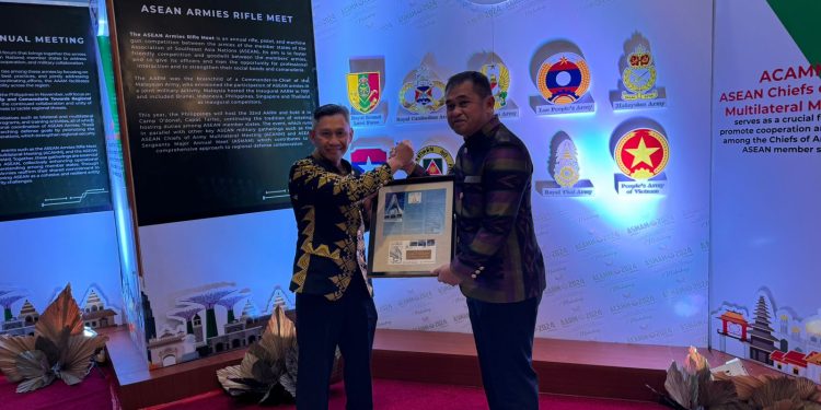 Perkuat Sinergi ASEAN Hadapi Tantangan Regional, Kasad Hadiri ACAMM ke-25 di Filipina