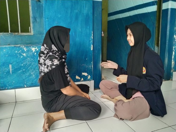Pentingnya Komunikasi bagi Warga Binaan: Kisah Seorang Perempuan di Rutan Rembang