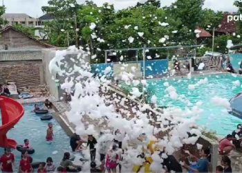 Pertama di Pati, Kolam Renang New Sloe-loup Hadirkan Mandi Salju, Cocok untuk Liburan Keluarga