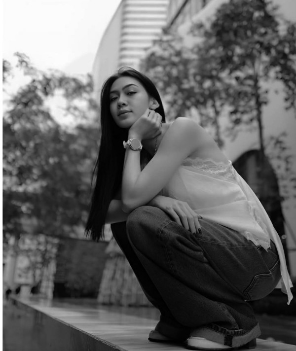 Vakum Dari Dunia Hiburan, Beginilah Kondisi Hesti Aulia Saat Ini, Model Dan Musisi Cantik Asal Kota Solo