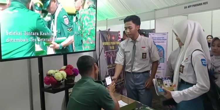 Stand Kodim Pati Dibanjiri Pengunjung Pada Expo Campus Tahun 2025