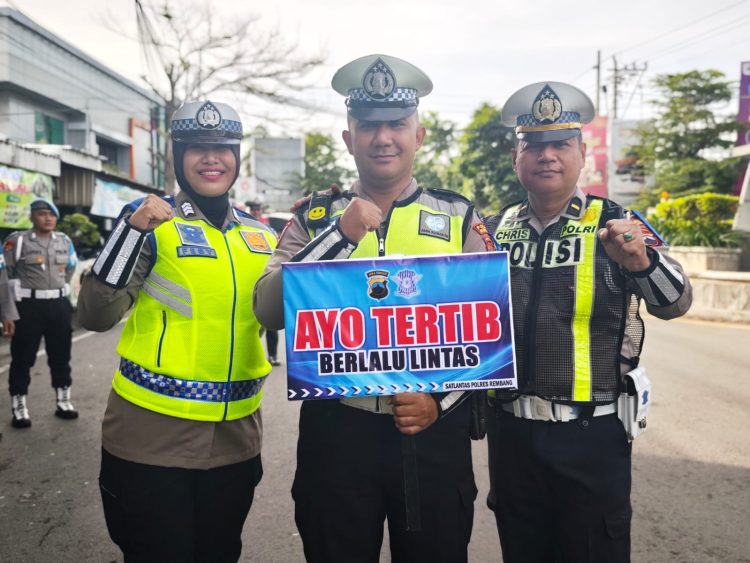 Polres Rembang Gelar Sosialisasi Tertib Berlalu Lintas dalam Rangka Ops Keselamatan Candi 2025