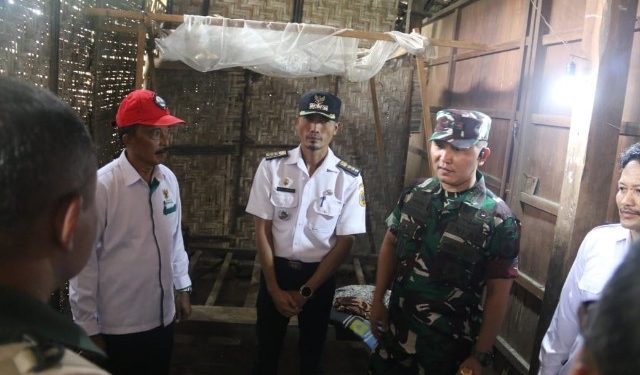 Lasjan, Warga Kepohkencono Pucakwangi Terima Bantuan Rehab Rumah