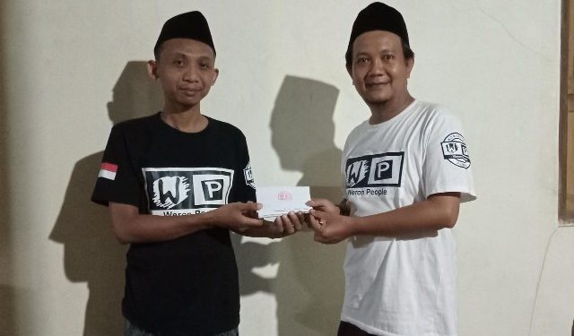 Sambut Idul Fitri, Komunitas Pemuda Weron People Salurkan Santunan Untuk Anak Yatim dan Lansia Dhuafa