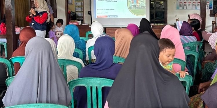 Edukasi Hipertensi pada Lansia oleh Mahasiswa KKN Universitas PGRI Semarang di Desa Bringin Kecamatan Juwana