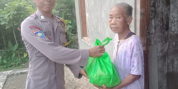 Ramadhan Hari Ke 17, Polsek Sale Turut Gelar Baksos Presisi Untuk Warga Masyarakat Membutuhkan
