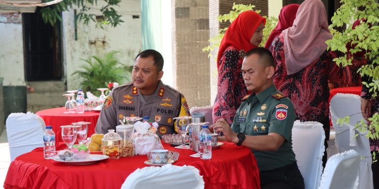 Mempererat Sinergitas Pasca Lebaran, Kapolres Rembang Beserta PJU Silahturahmi Di Kodim Rembang