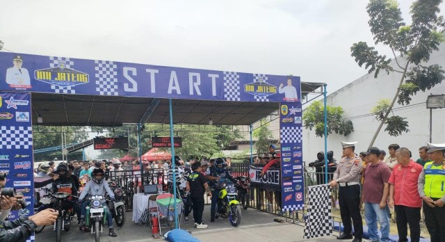 Gas Tipis-Tipis, Prestasi Maksimal! Dragbike Pati Disambut Meriah, Polisi Apresiasi Antusiasme Anak Muda
