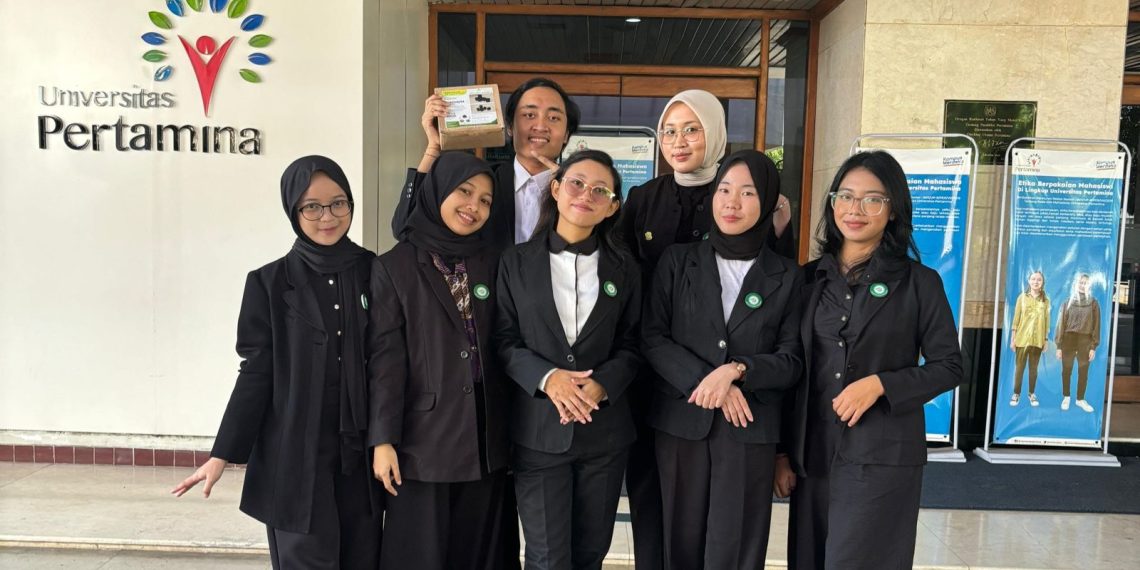 Ubah Limbah Jadi Berkah, Mahasiswa UPER Olah Minyak Jelantah Jadi Lilin Aromaterapi Ramah Lingkungan