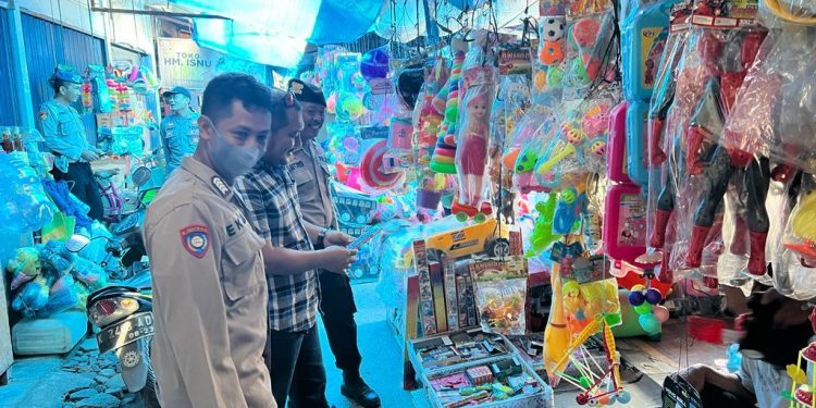 Terus Laksanakan Blusukan Ke Pasar, Satgas Binmas Tekan Aksi Premanisme