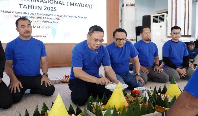 Mayday di Pati, Bupati Soroti Outsourcing 