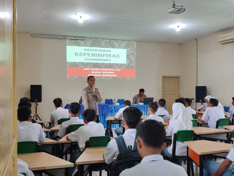 Sat Binmas Polres Rembang Gelar Sosialisasi Ke Siswa Sekolah Cegah Kenakalan Remaja & Keterlibatan Aksi Demo