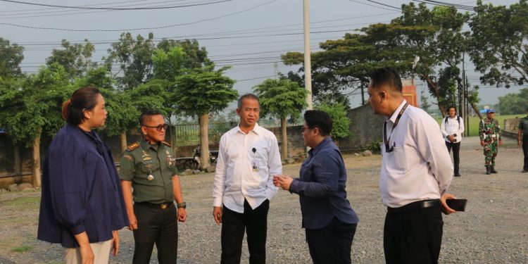 Dukung Ketahanan Pangan Nasional, Kodim Pati Dampingi KSP dan BGN Tinjau Industri Perikanan di PT Kelola Laut Nusantara
