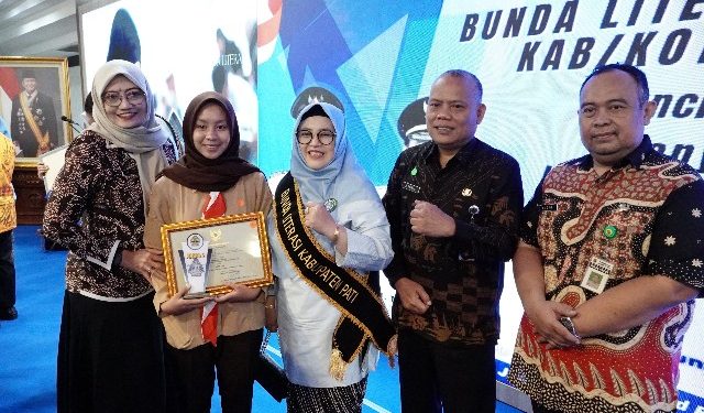 dr Atik Sudewo Dikukuhkan Sebagai Bunda PAUD dan Bunda Literasi Kabupaten Pati