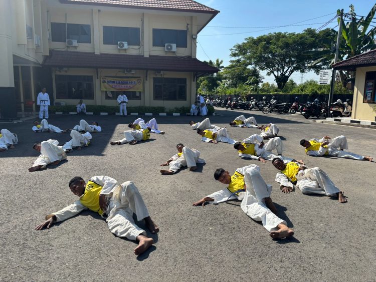 Gelar Beladiri Polri Periodik, Polres Rembang Asah Kemampuan Personil