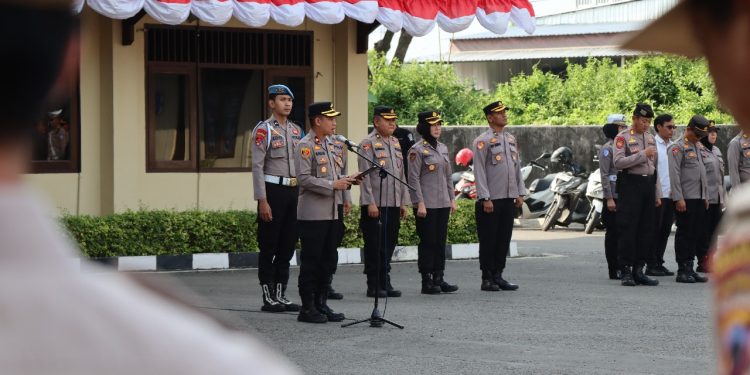 Apel Pagi Jam Pimpinan, Wakapolres Rembang Sampaikan Penekanan kepada Personel