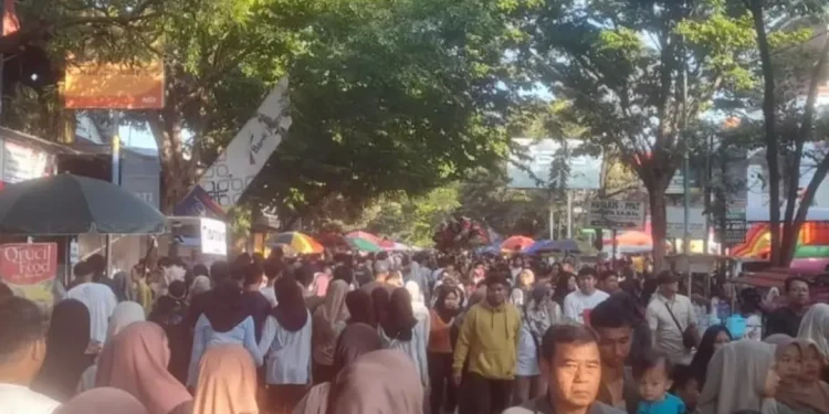 CFD Pati Kembali Digelar, Warga Apresiasi Bupati Sudewo: “Kini Jadi Ruang Hiburan dan Interaksi Masyarakat”