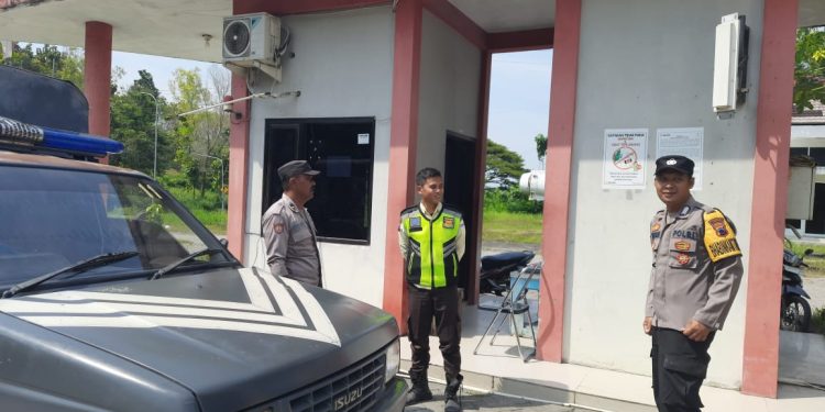 Sambangi Security Pabrik, Jajaran Polsek Sulang Edukasi Cara Respon Cepat Pelaporan Kejahatan