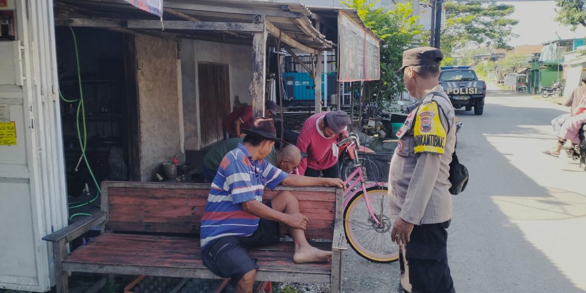 Turun Ke Lapangan Blusukan, Bhabinkamtibmas Polsek Sedan Sambang Warga Binaan