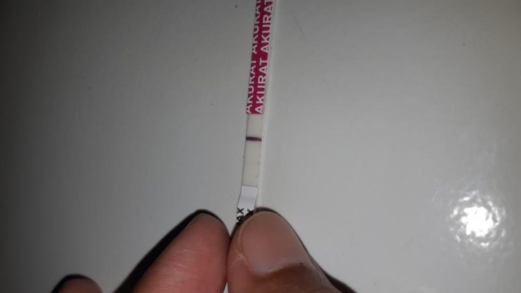Begini Hasil Testpack 1 Garis Tapi Warna Sangat Samar, Apakah Pasti Negatif Hamil?