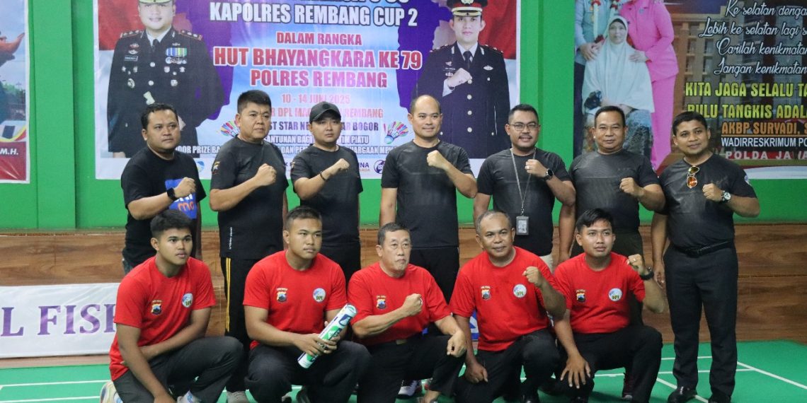 Semarak HUT Bhayangkara ke 79, Polres Rembang Gelar Turnamen Bulutangkis Ganda U-85 Bertajuk Kapolres Rembang Cup II