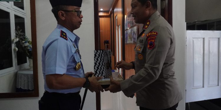 Kapolda Jateng Kunjungi Danlanud Adi Soemarmo, Perkuat Sinergitas Jaga Kondusifitas Jawa Tengah