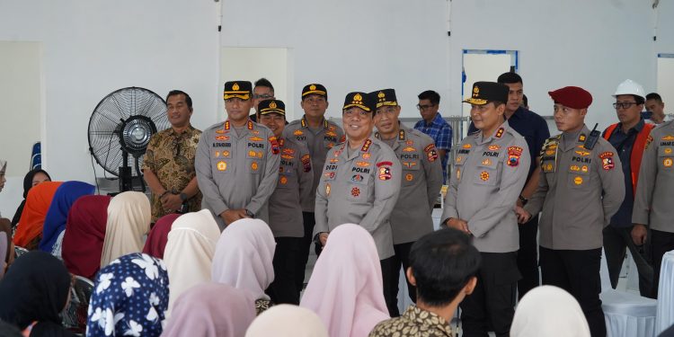 Wakapolri Tinjau Pembangunan SPPG Polri Polda Jateng