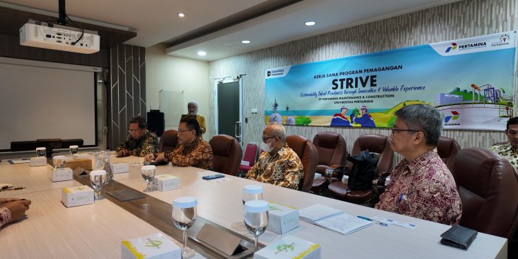 UPER–PertaMC Luncurkan STRIVE, Cetak Talenta Hijau untuk Dukung Transisi Energi Nasional