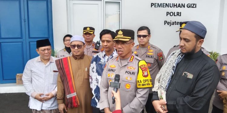 Tinjau SPPG Polri Pejaten, Kapolres Jaksel Pastikan Produksi Sesuai Standar