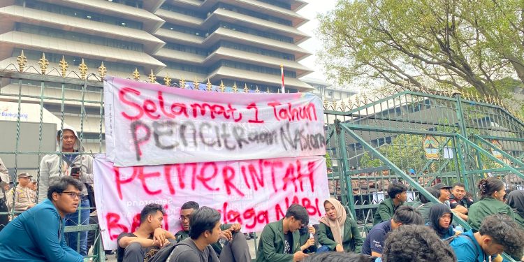 Polda Jateng Apresiasi Aksi Mahasiswa Evaluasi 1 Tahun Pemerintahan Prabowo Gibran yang Berjalan Tertib Hingga Akhir