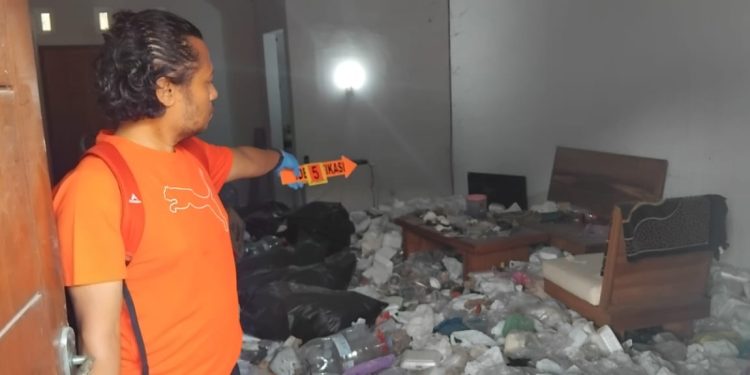 Penemuan Pria Meninggal Dunia di Dalam Rumah di Perum Taman Anggrek, Margorejo
