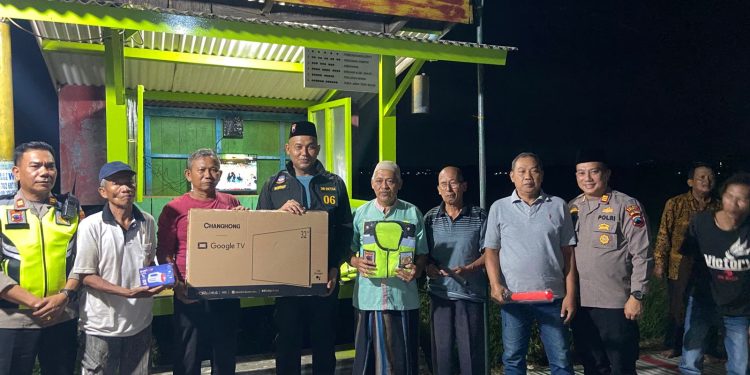 Kapolres Kendal Gelar Silaturahmi dan Pembinaan Satkamling di Kelurahan Karangsari