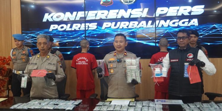 Polres Purbalingga Ringkus Dua Pengedar, 11.036 Butir Obat Terlarang Diamankan