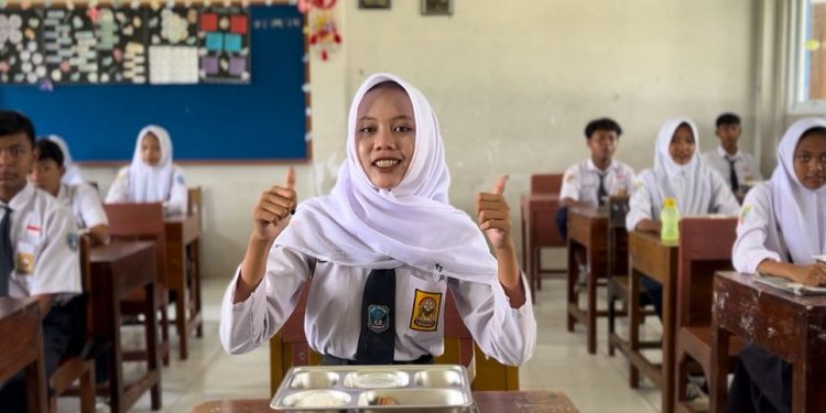 SPPG Kemala Bhayangkari Polres Sragen Resmi Beroperasi, Warnai Program Makan Bergizi Gratis dengan Kisah Lucu di SMP