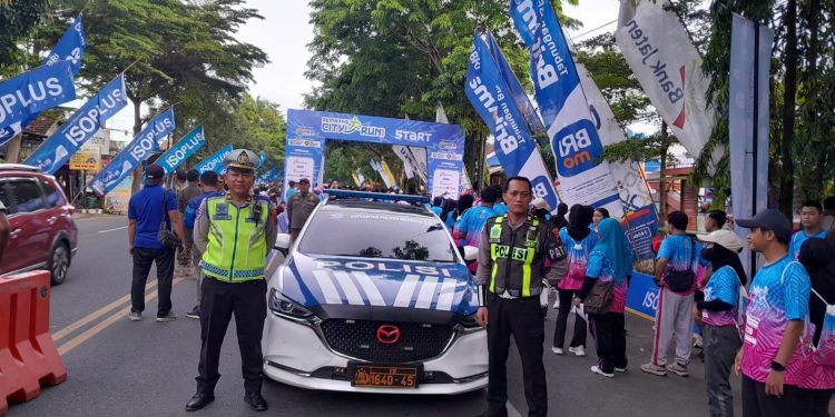 Satlantas Polres Rembang Laksanakan Pengawalan dan Pengamanan Rembang City Run 2025