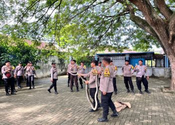 Bhabinkamtibmas Polres Rembang Ikuti Latkatpuan sebagai Polisi Penolong