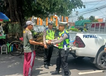 Operasi Zebra Candi 2025: Satlantas Polres Rembang Tebar Kepedulian Lewat Bakti Sosial