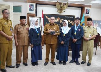 Juarai Lomba Sains Internasional, Murid SMPN 1 Kayen Tuai Apresiasi Bupati Pati