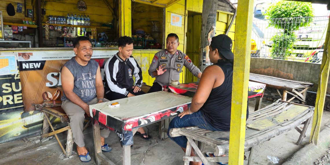 Polsek Kragan Gelar Sambang dan Blusukan Kamtibmas di Desa Sumbersari